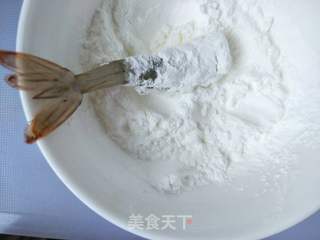 香酥肉卷虾的做法步骤:5