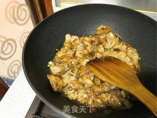家常小炒回锅肉的做法步骤:12