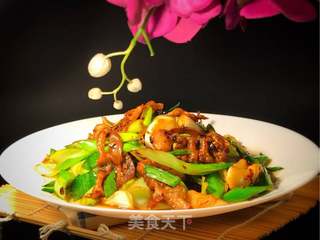 家常小炒回锅肉的做法步骤:16