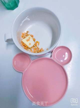 快手爆米花(泡面杯+微波炉)的做法步骤:2