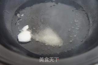 大油炒剩饭，尝尝你没吃过的美味的做法步骤：3