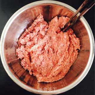 白菜羊肉水饺的做法步骤:2