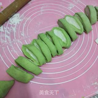 双色生煎包的做法步骤:9