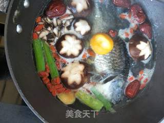 #御寒美食#鲫鱼豆腐汤的做法步骤:3