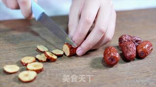 虫草花蒸乳鸽的做法步骤:2