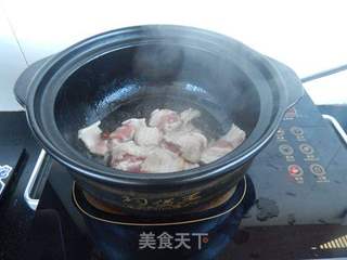 肉片蔬菜焖锅的做法步骤：5