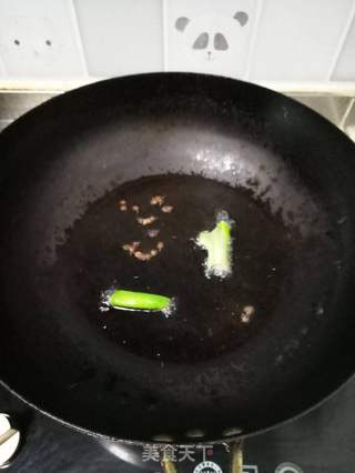 御寒美食-猪肉酸菜水饺的做法步骤:5