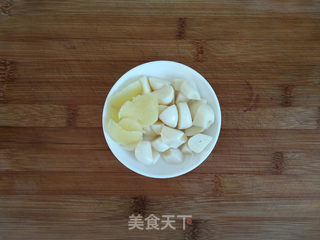 鸡翅鲜虾煲的做法步骤:6