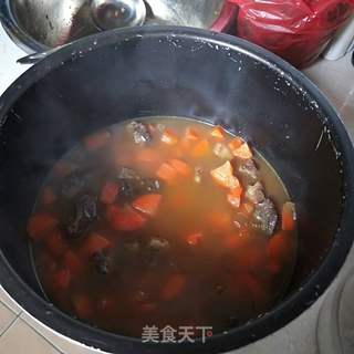 胡萝卜牛肉焖饭的做法步骤：11