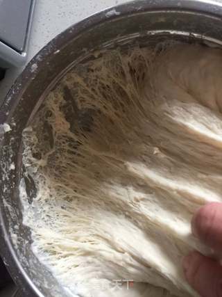 椰蓉挤挤包的做法步骤:3