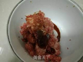 牛肉萝卜蒸饺的做法步骤:4