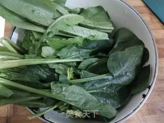 青菜鸡蛋肉丝炒面的做法步骤:2
