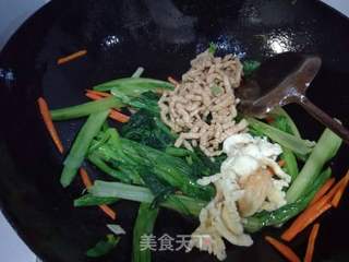 青菜鸡蛋肉丝炒面的做法步骤:13