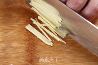孜然羊肉的做法步骤:2