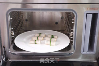 翡翠萝卜卷的做法步骤:6