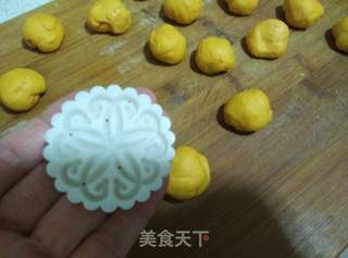 (年味)炸油果子的做法步骤:7