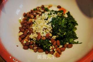 麻将菠菜拌鸡蛋的做法步骤:3