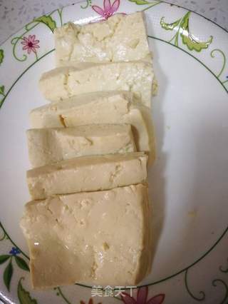 锅塌豆腐～冬季里的暖心菜的做法步骤：1