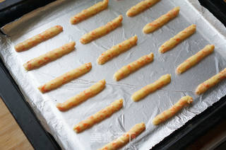 胡萝卜饼干棒的做法步骤:13