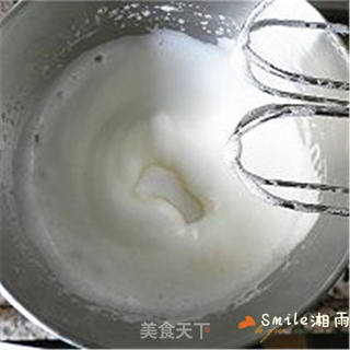 牛奶蜂蜜中空戚风 的做法步骤:8