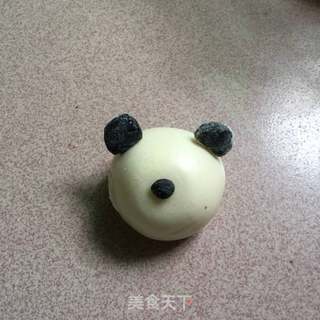 小熊芝麻馅包子的做法步骤:13