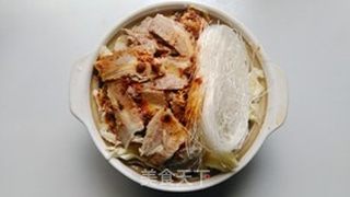 牛肉粉丝砂锅的做法步骤:7