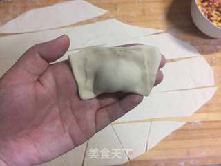 猪肉玉米馄饨的做法步骤:11