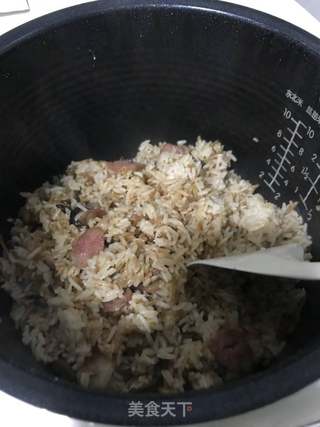 电饭煲煲仔饭的做法步骤:7