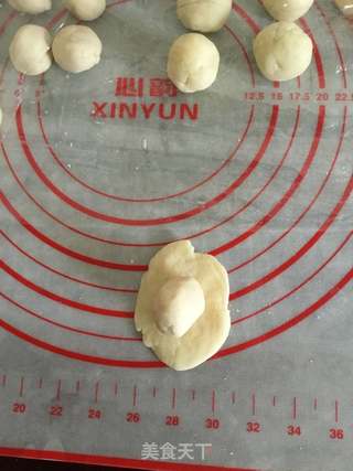 绿豆栗子酥的做法步骤:8