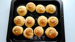 蜂蜜脆底小面包的做法步骤:14
