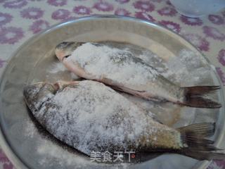 胡萝卜山药鲫鱼汤的做法步骤：3