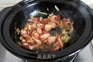 白菜猪肉炖宽粉的做法步骤:5