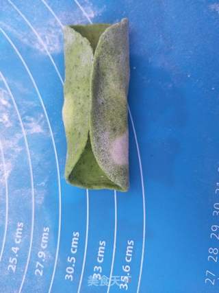 翡翠白菜鲜虾肉包子的做法步骤:5