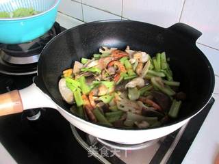 鲜香麻辣锅的做法步骤:15
