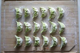 翡翠水饺的做法步骤:12