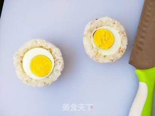 “鸡蛋美食”团团圆圆鸡蛋饭团的做法步骤:6