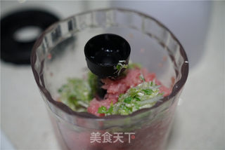 金针菇芹菜肉饺的做法步骤:4