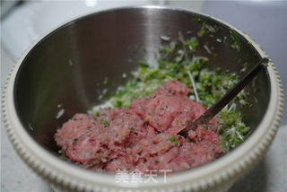 金针菇芹菜肉饺的做法步骤:6