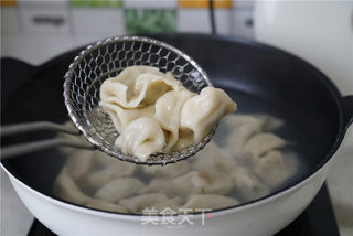 金针菇芹菜肉饺的做法步骤:9