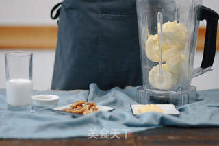 只能在冬天喝的核桃奶昔的做法步骤:2