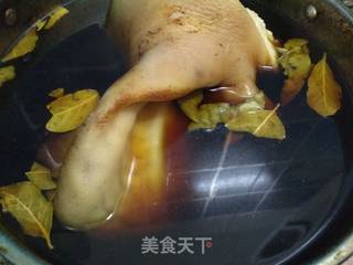 卤猪耳朵的做法步骤:3