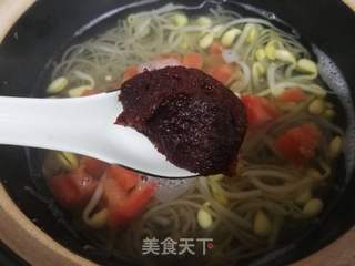 韩式辣白菜豆腐汤的做法步骤：7