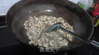 香菇炒饭的做法步骤:5