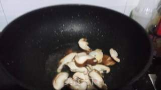 香菇豆腐溜肝尖的做法步骤：7