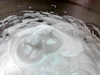 #鸡蛋美食# 纸杯牛油果戚风蛋糕的做法步骤:8