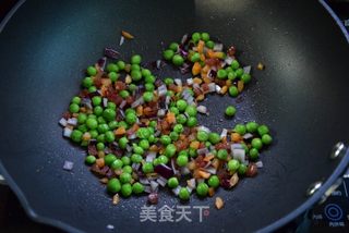 黄金炒饭的做法步骤：8