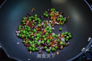 黄金炒饭的做法步骤:8
