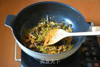 鱼香肉丝的做法步骤:6