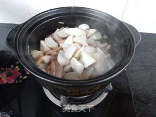 砂锅鸭掌煲的做法步骤:7