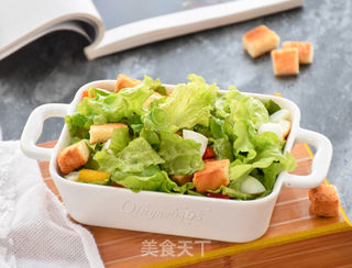 土司面包丁拌蔬菜沙拉的做法步骤:10
